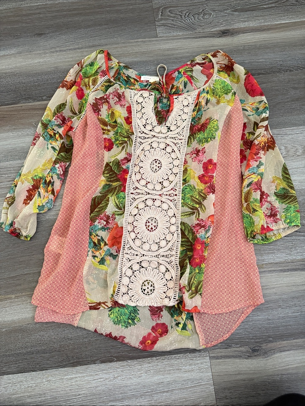 Anthropologie Meadow Rue Roselle Sheer Crochet Floral Blouse Size Medium